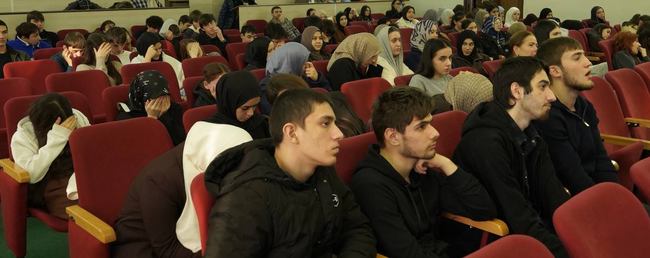 24 декабря 2025 года в актовом зале Гуманитарно-педагогического колледжа состоялась IV Региональная научно-практическая конференция