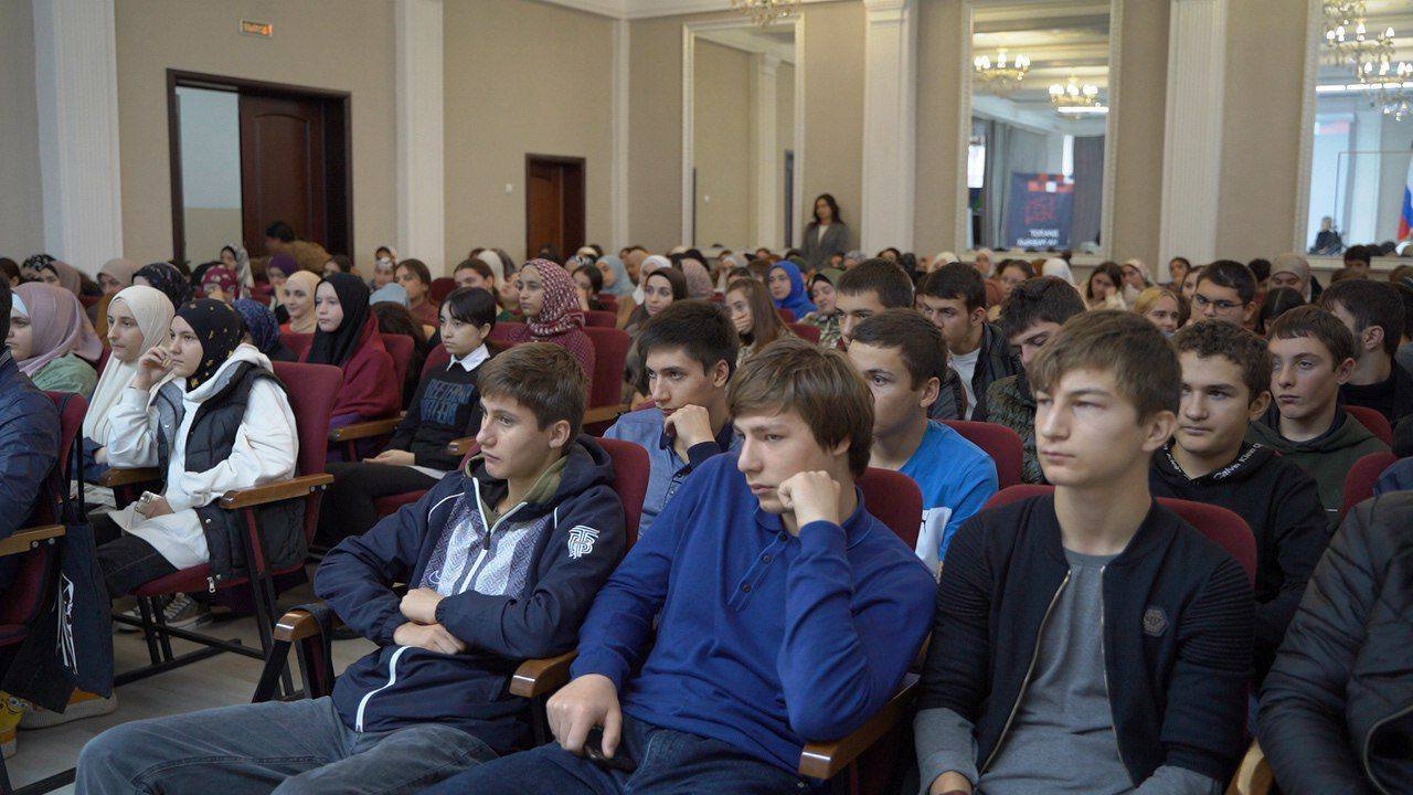 «Диалог на равных»