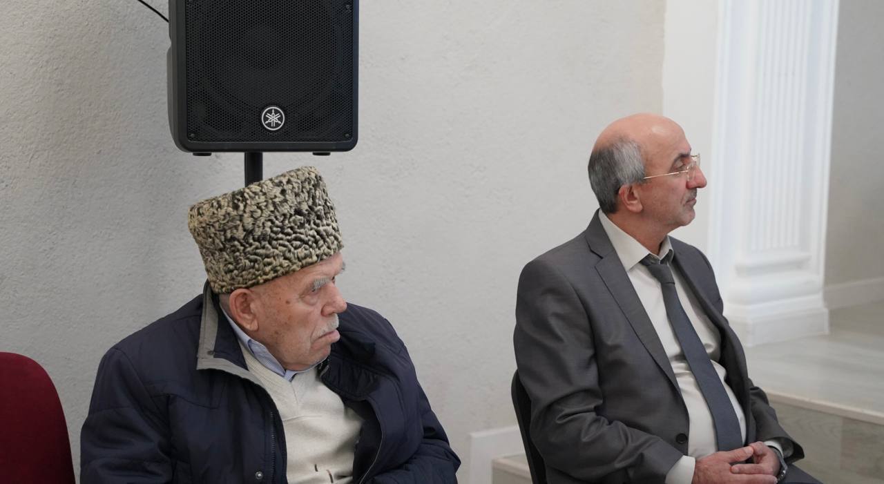 Методический семинар прошел сегодня в ГПК для наших преподавателей и учителей школ «Ватан», «им. Юсупова» и столичной школы #38
