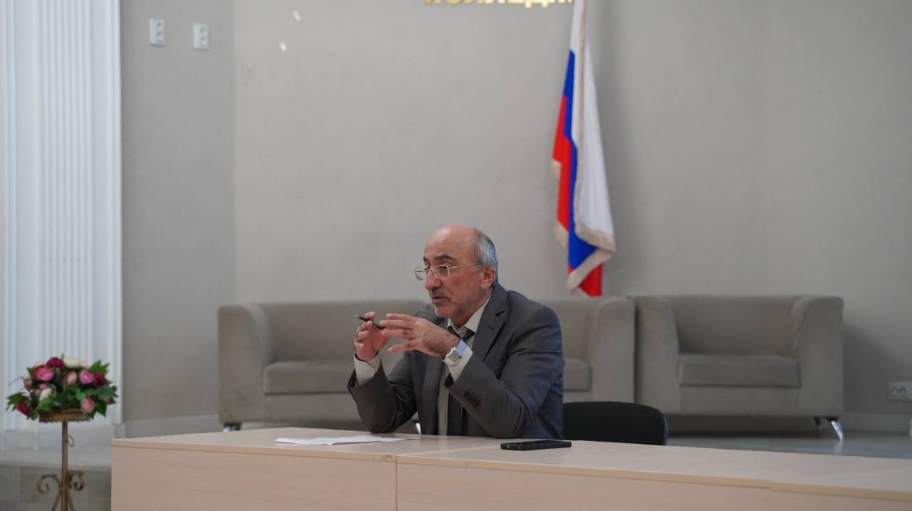 Методический семинар прошел сегодня в ГПК для наших преподавателей и учителей школ «Ватан», «им. Юсупова» и столичной школы #38