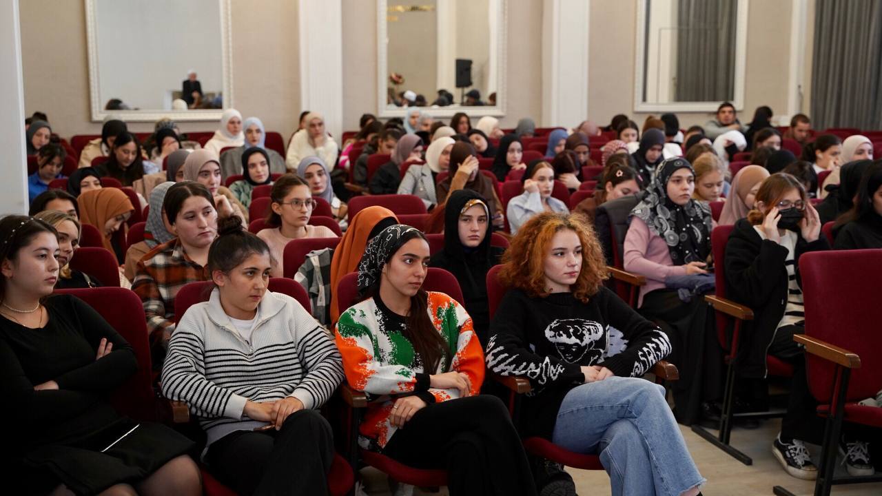 Продолжаем цикл лекций для студентов ГПК на духовно-нравственную тематику