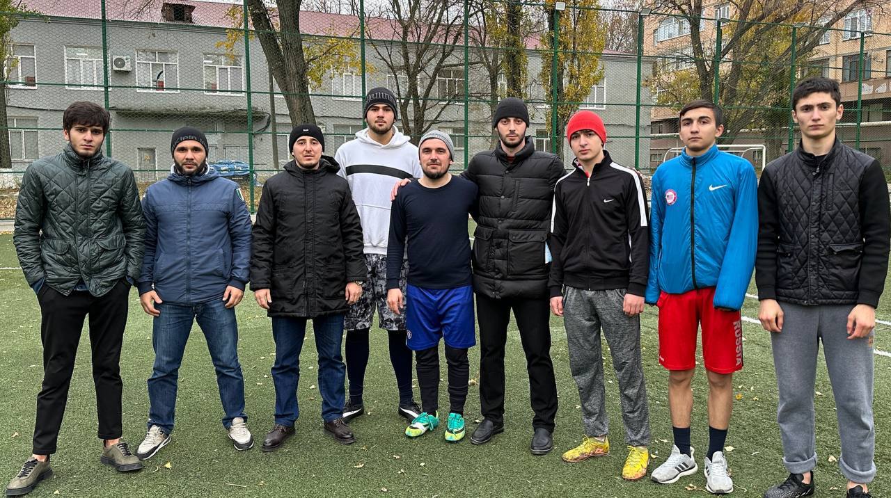 Сегодня сборная ГПК по футболу провела товарищеский матч с командой политехнического  колледжа